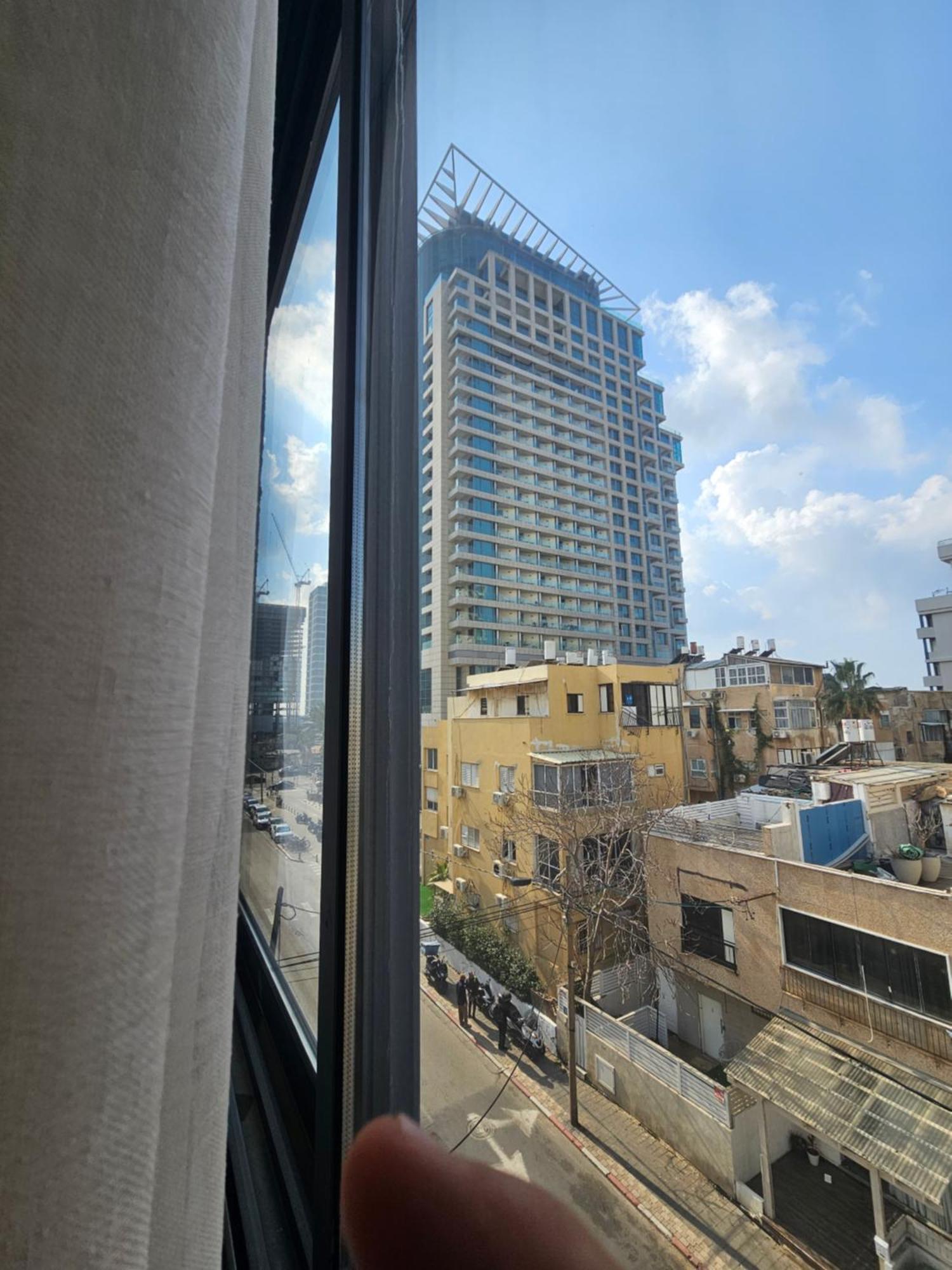 Hayarkon 24 Beach Apartment Tlv Tel Aviv Exterior photo